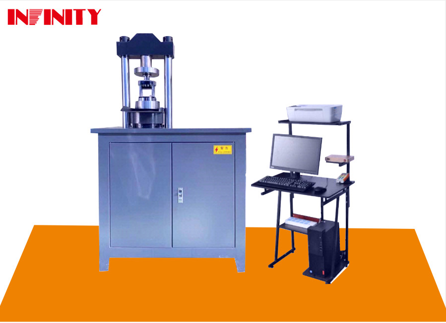 Máquina de ensaio de compressão de componentes de concreto com distância máxima de 370 mm com erro relativo de ± 1%